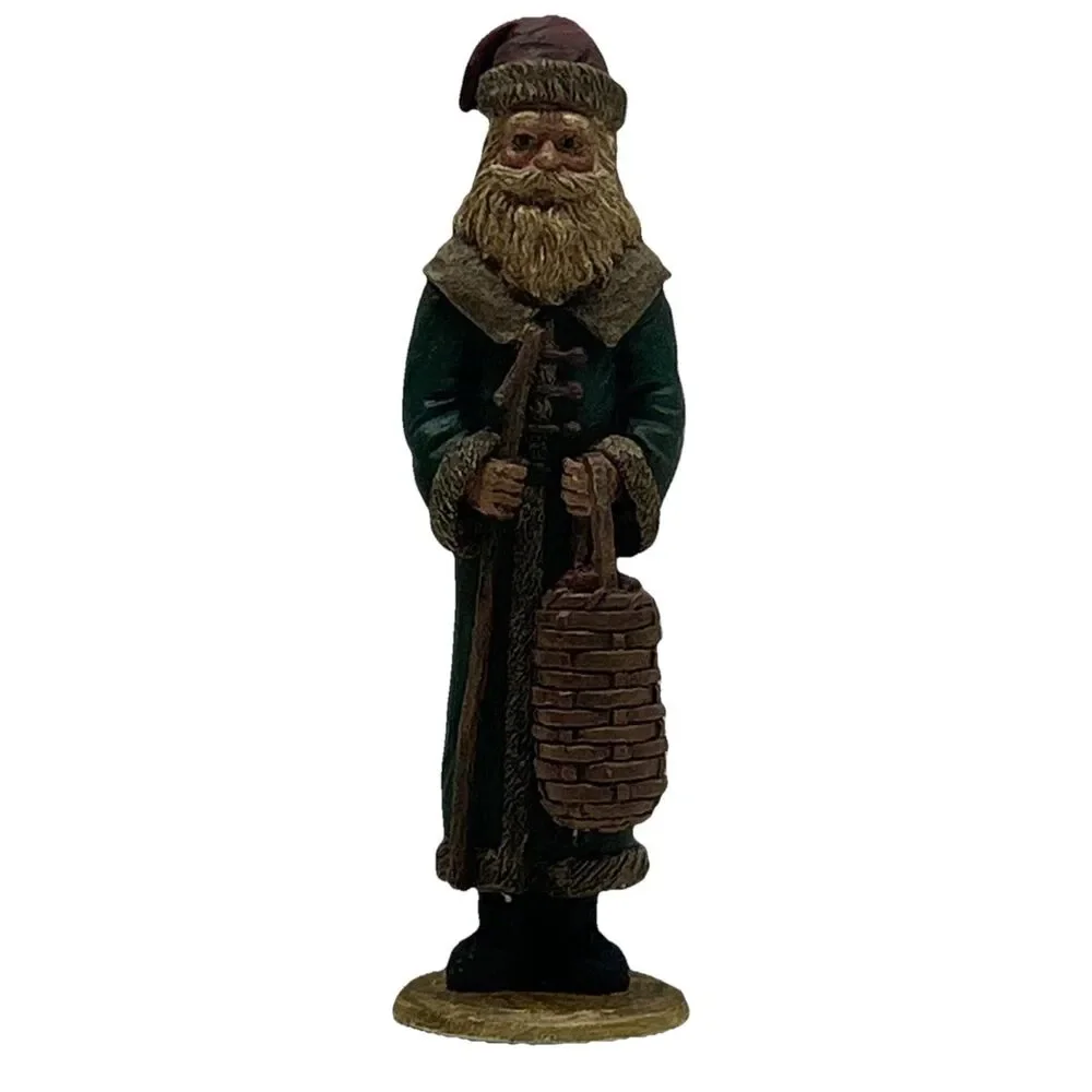 Rustic Old World Santa resin figurine,‎ 6.5